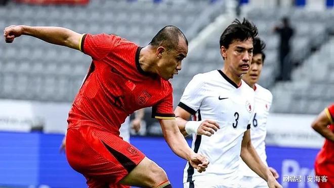 关于国足1：0小胜中国香港，谢文能表现疲软或遭抛弃的信息