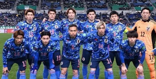 AG体育-关于日本1-0韩国！卫冕东亚杯+3次夺冠超国足，30岁混血射手5球夺金靴的信息